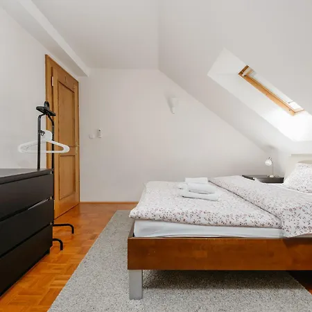 Διαμέρισμα Roy 2br With Castle View, Parking & Ac By Easybnb Premium *