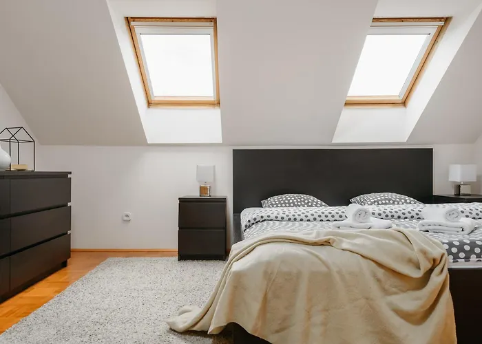 Apartamento Roy 2 Bdr With Castle View, Parking & Ac